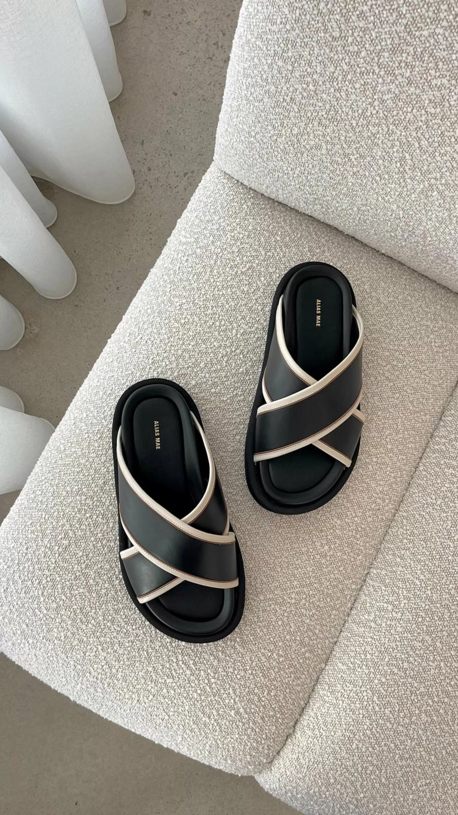 Anissa Slide - | Billy J Online