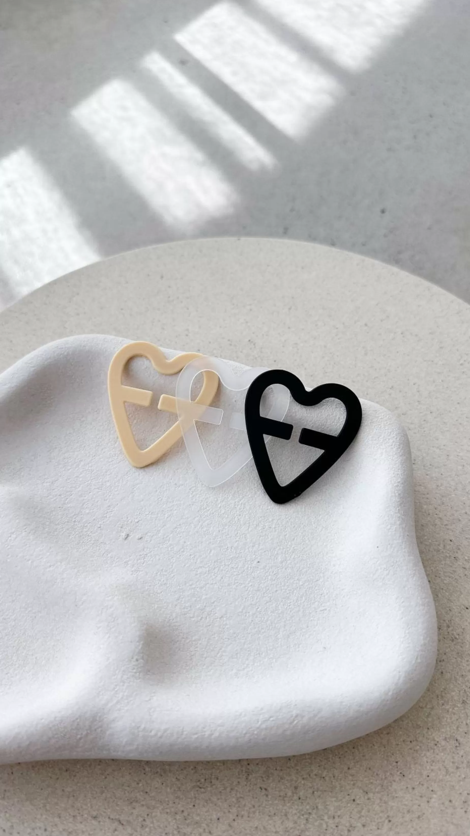 Bra Clips Heart 3 Pack - | Billy J Best
