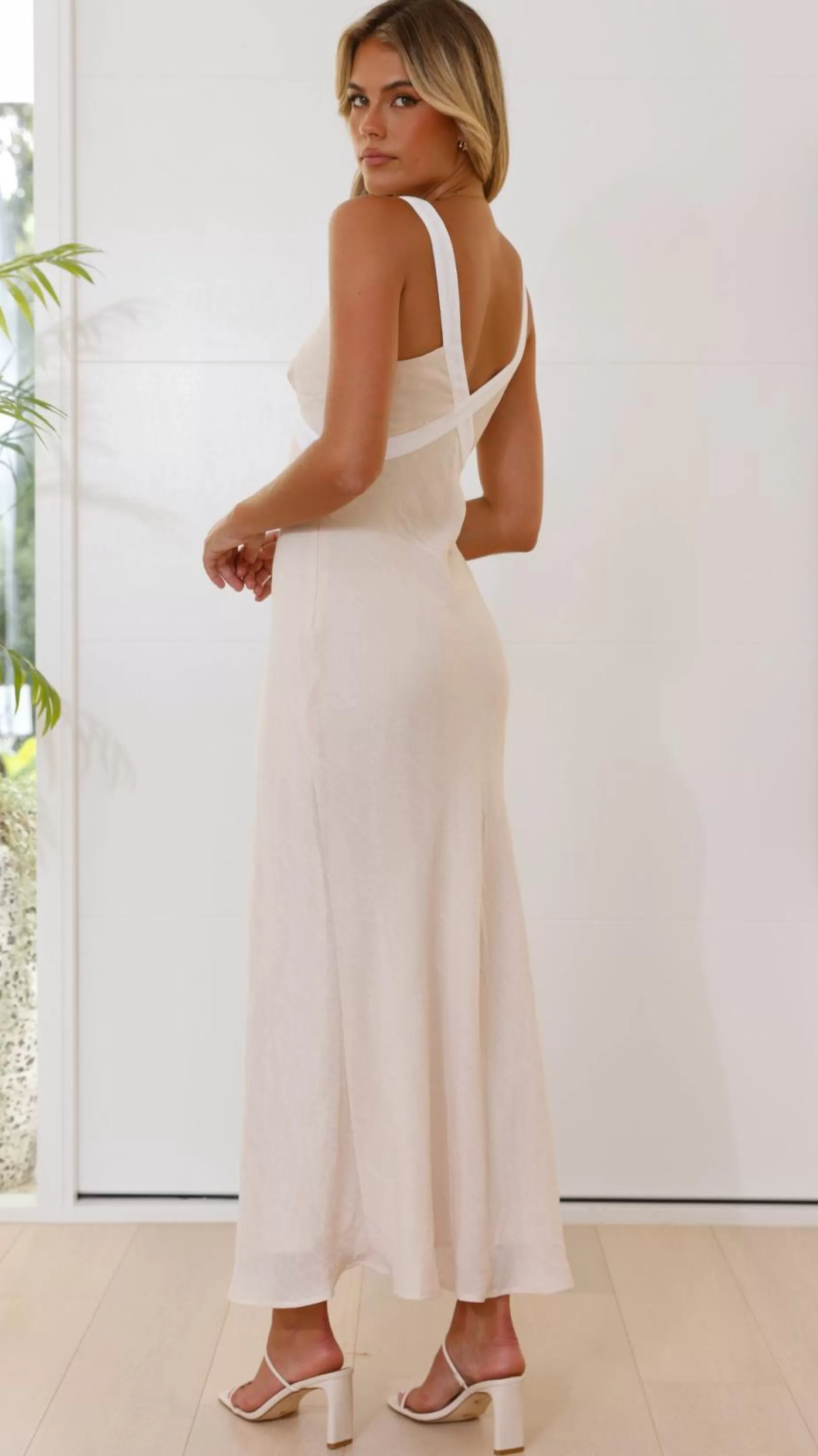 Iylah Midi Dress - | Billy J Cheap