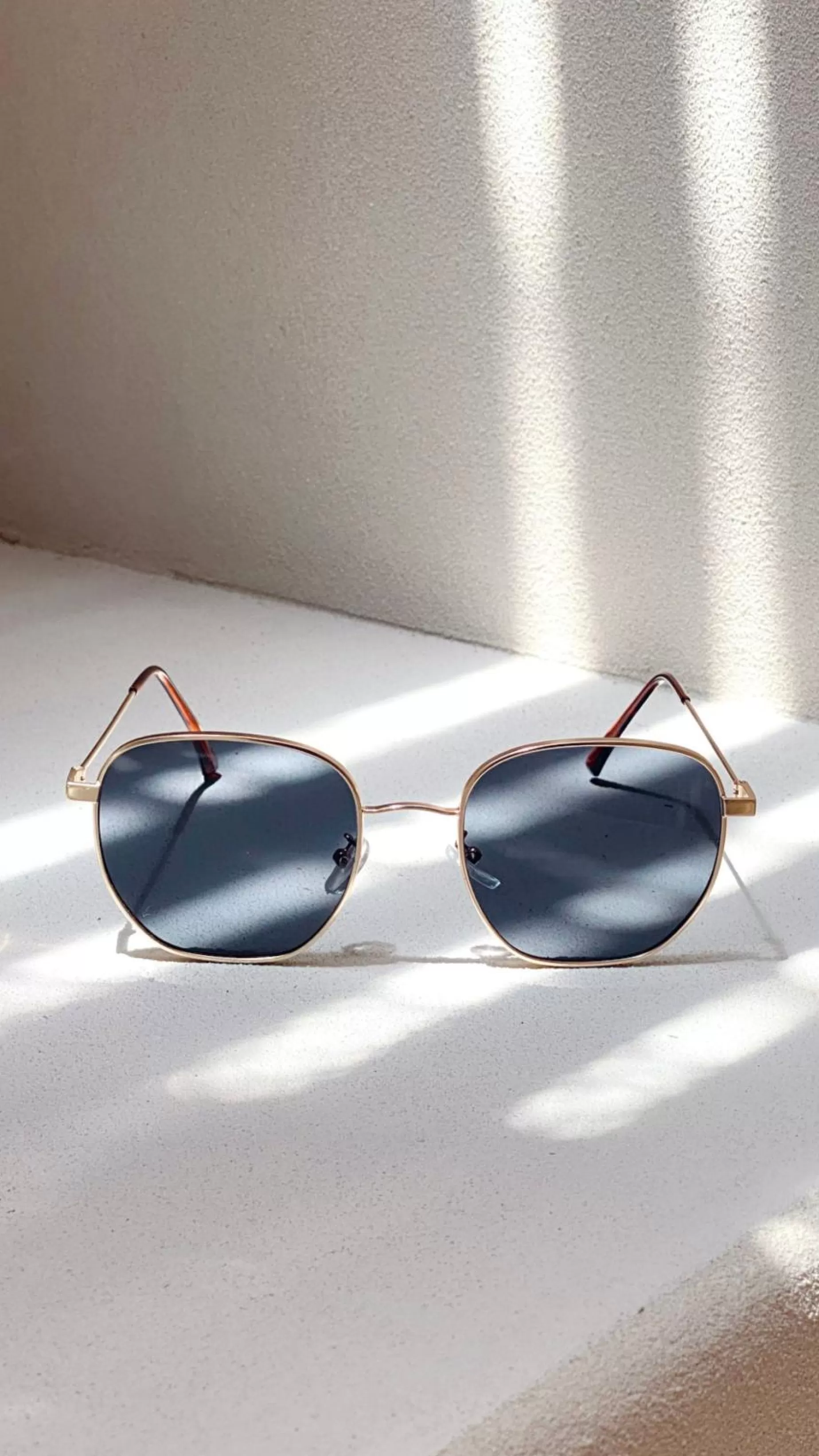 Karmen Sunglasses - | Billy J Hot