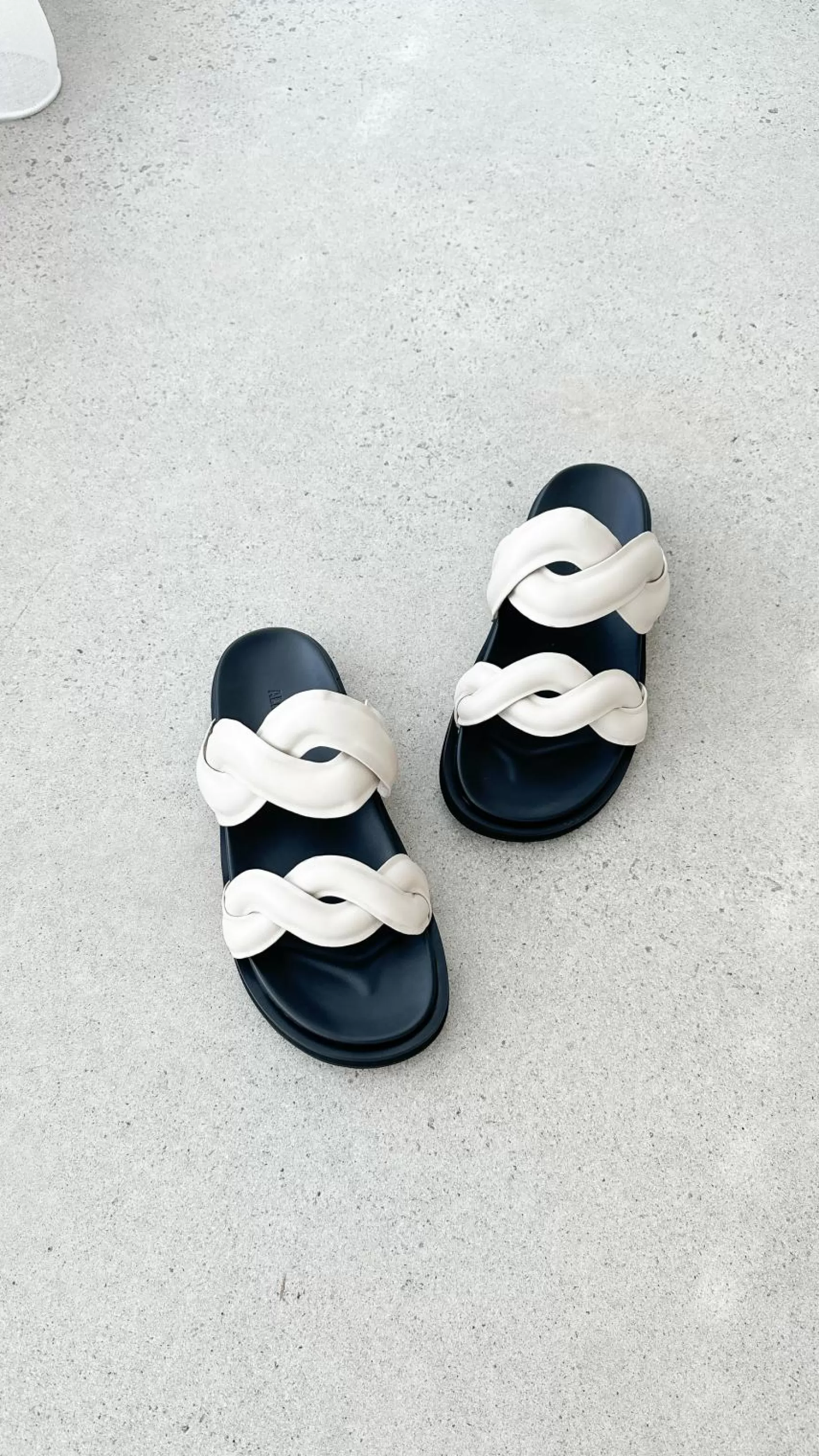 Pantone Slide - | Billy J Sale