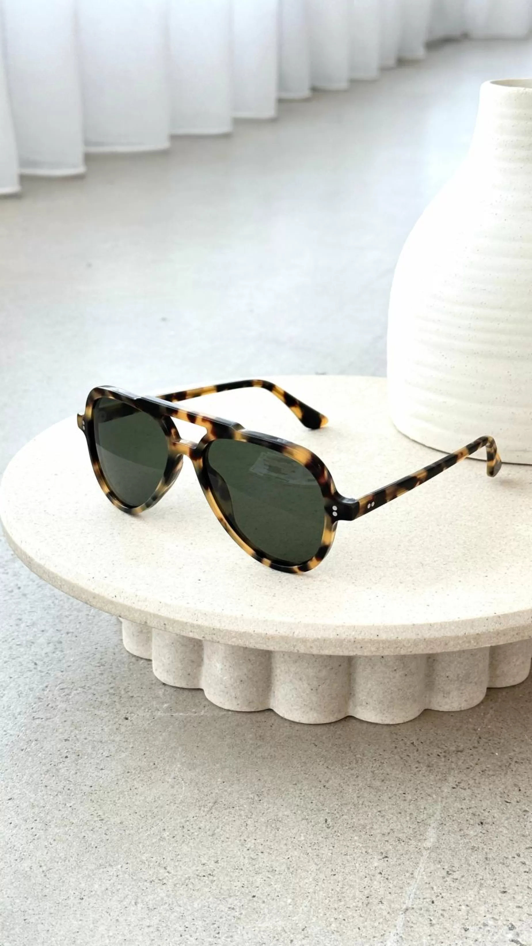 RC Caramel Aviator Sunglasses - | Billy J Best
