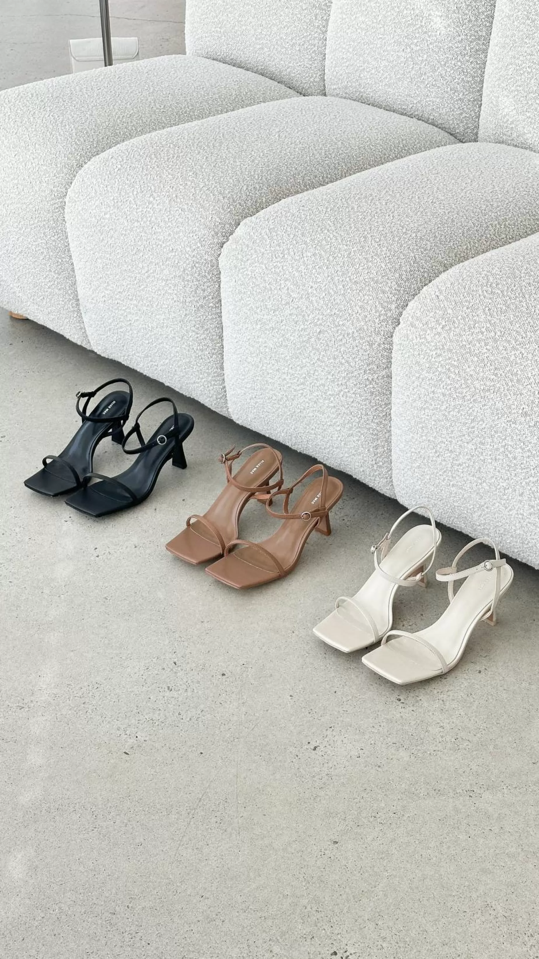 Scarlet Heel - | Billy J New