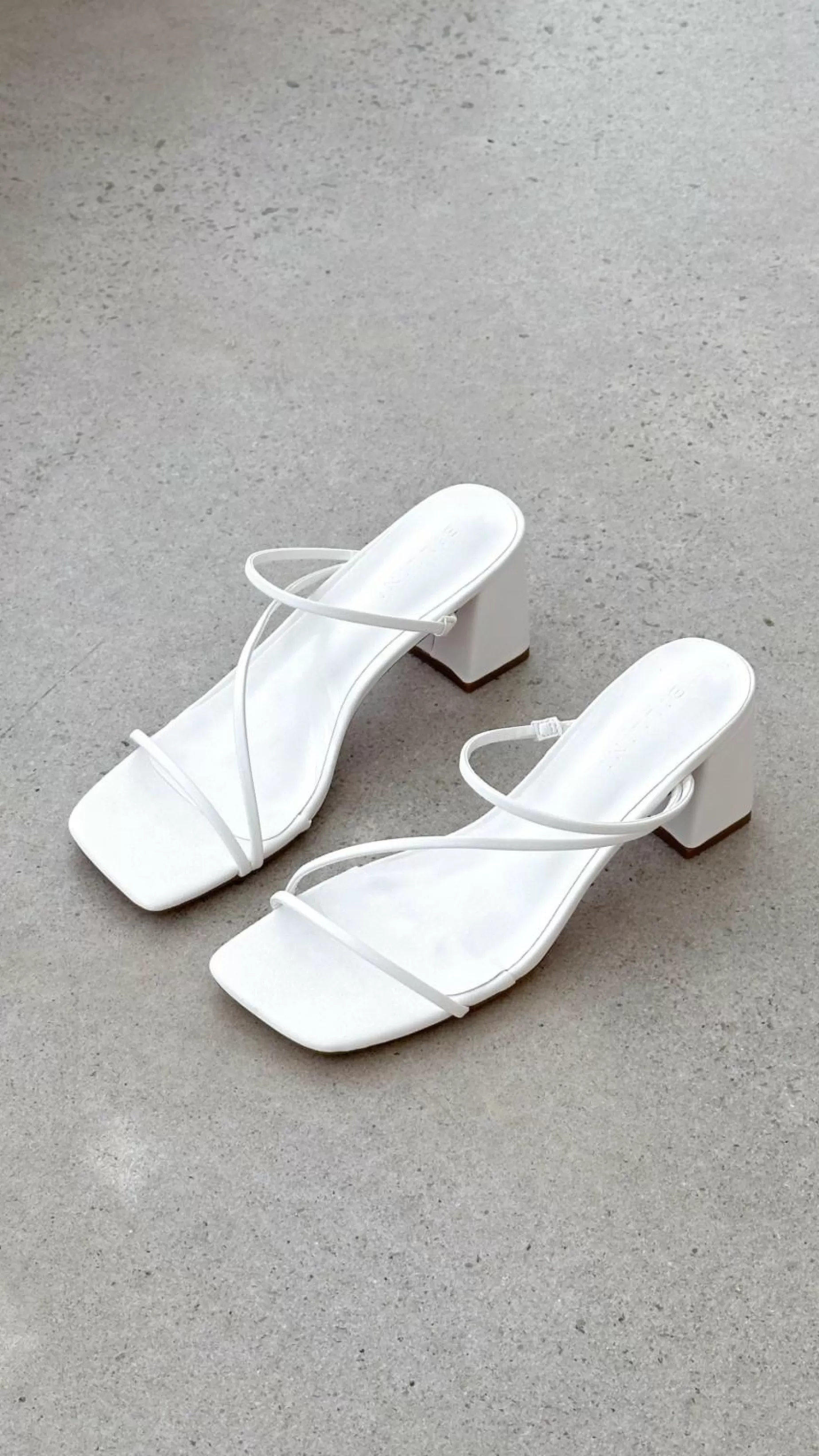 Yazmin Heel 2.0 - | Billy J Online