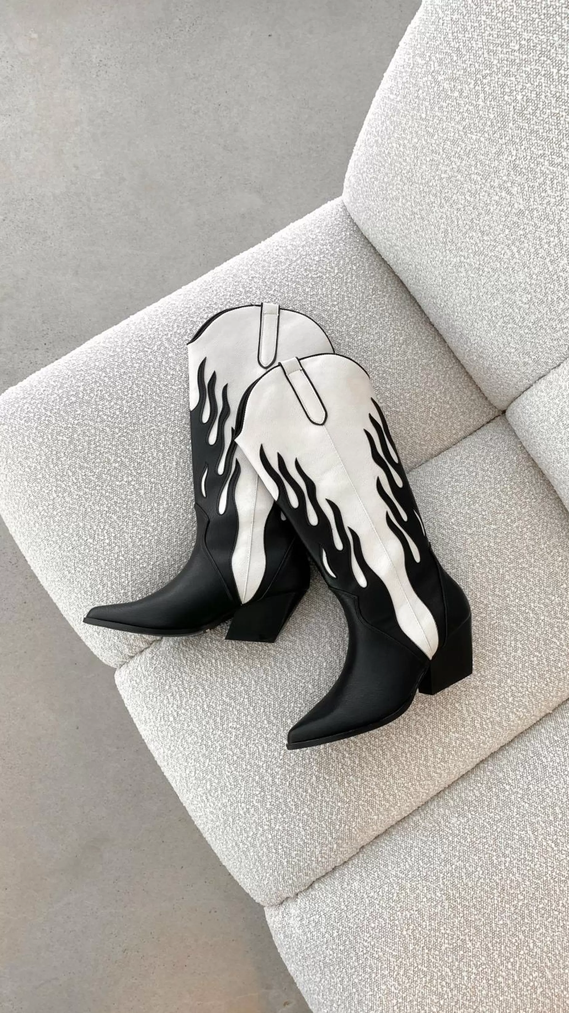 Zarina Boots - | Billy J New